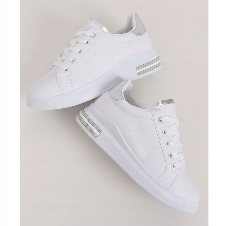 Vita kvinnors sneakers LG20 WHITE / SILVER 1