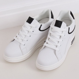 Vita BY-0370 WHITE / SVARTa sneakers på en dold kil 2