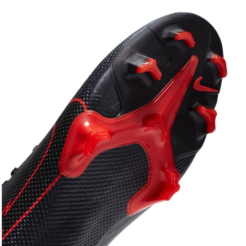 Nike Vapor 13 Pro Fg M AT7901-060 fotbollsskor svart svart 2