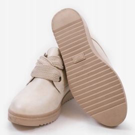 Beige sneakers på kilen H-18 brun 1
