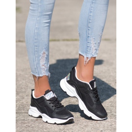 SHELOVET Bekväma svarta sneakers 2