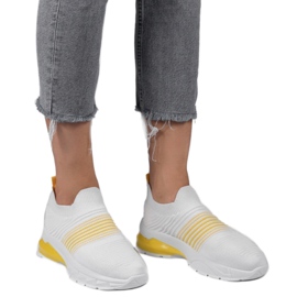 Vita och gula slip-on-skor 8087-SP 1