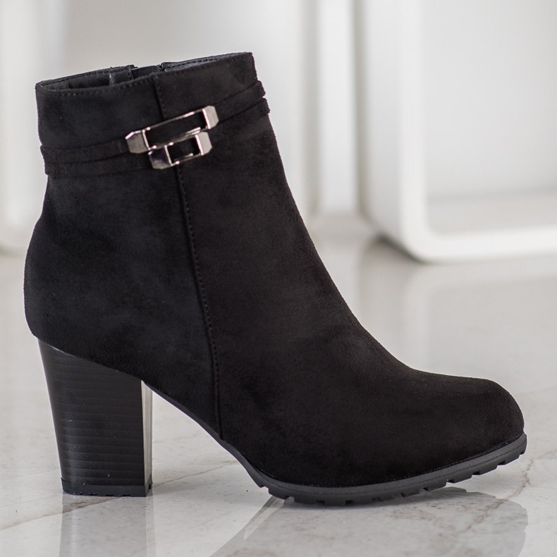 Goodin Svarta stövlar med ett dekorativt bälte 2