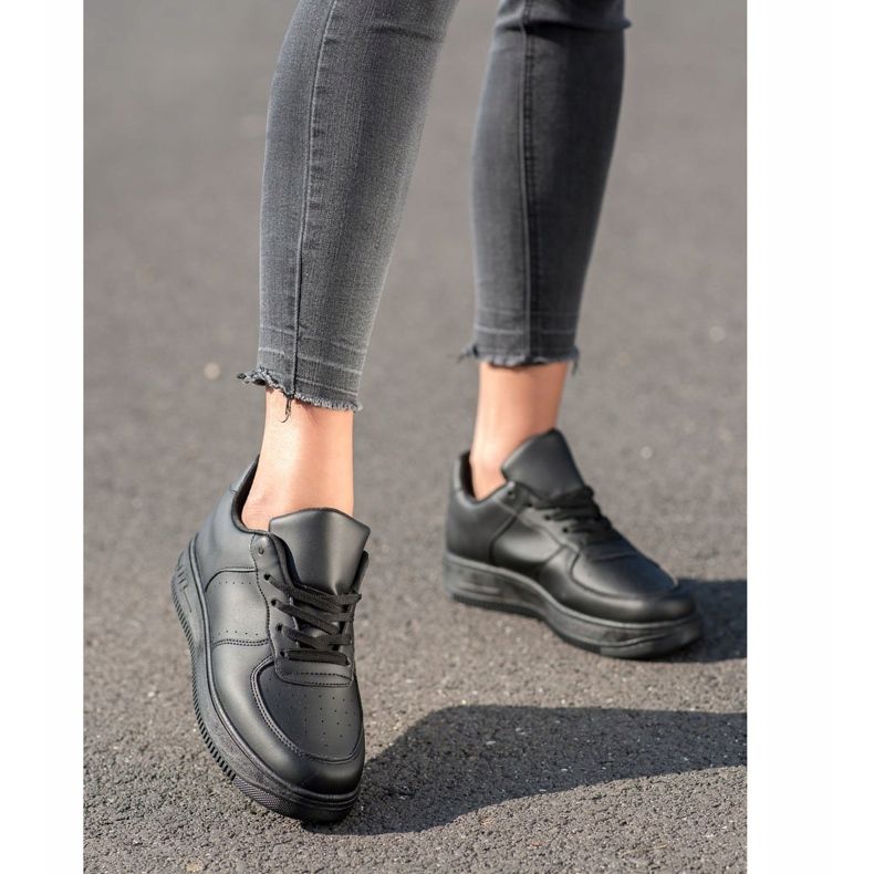 SHELOVET Sneakers på plattformen svart 1