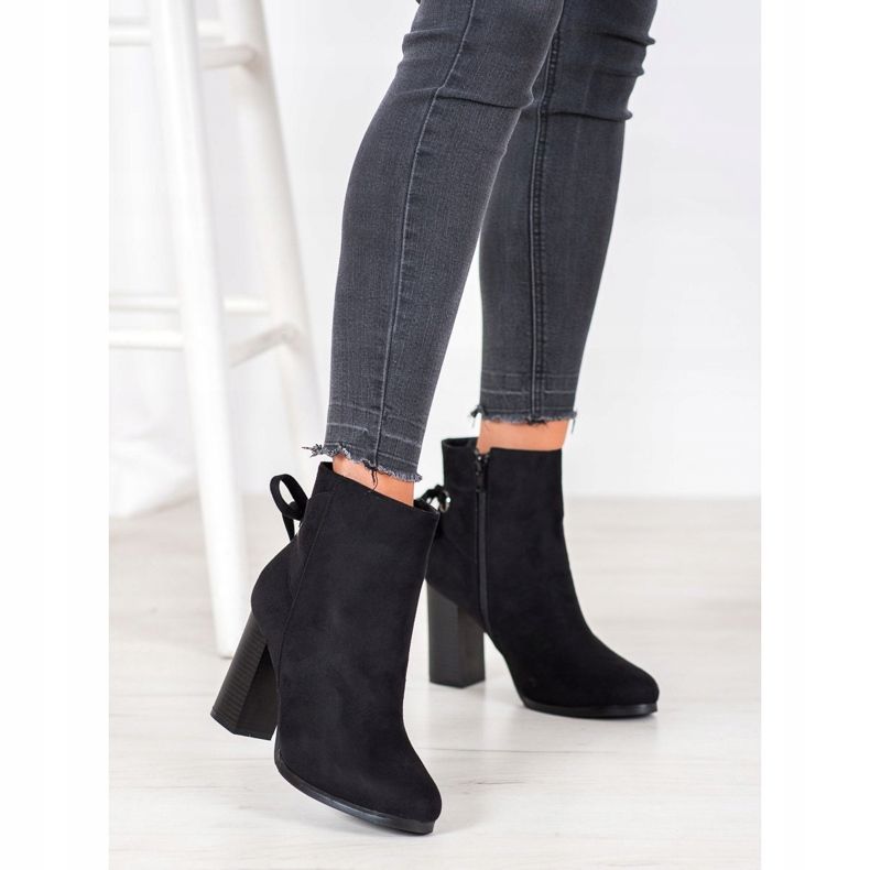 Goodin Stövlar med dekorativ bindning svart 2