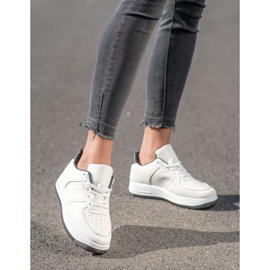 SHELOVET Sneakers På Paltform vit 2