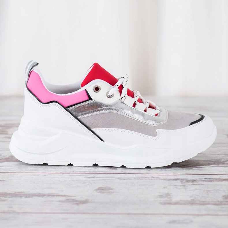 SHELOVET Snygga snörade sneakers vit mångfärgad 2