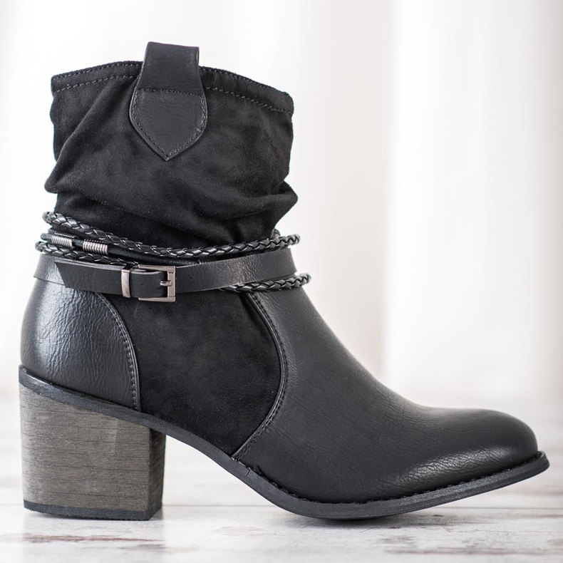 Goodin Cowgirls med dekorativa ränder svart 2