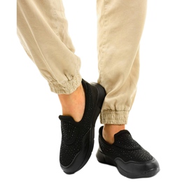 Svarta B84 slip-on sportskor 1