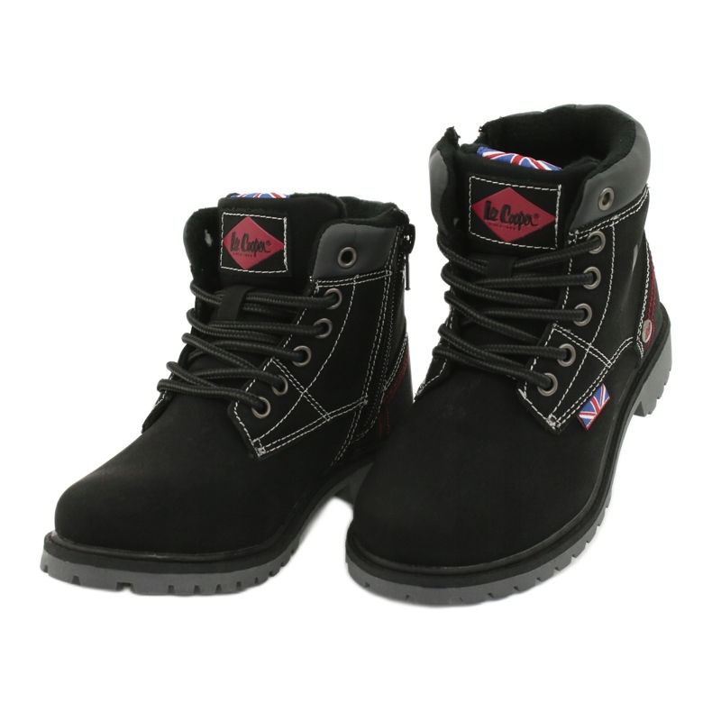 Barns fångare bundna på en svart Lee Cooper -blixtlås 2