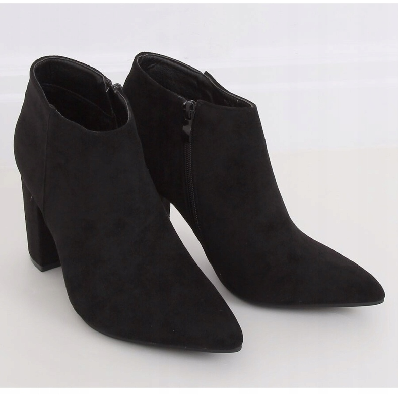 Skor på stolpen svart G-7668 Svart 2