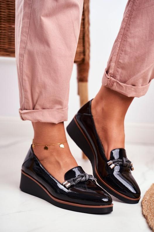 Vinceza Kvinnors svarta mockasiner lackerade på Abba -kilen grå 1