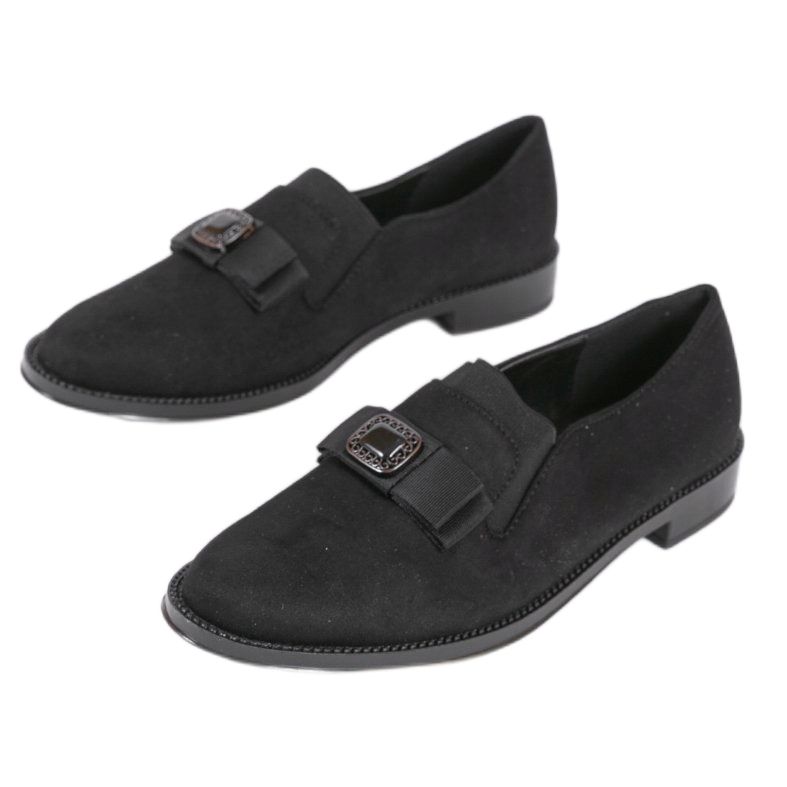 Svarta slip-on skor med band 236-1 1