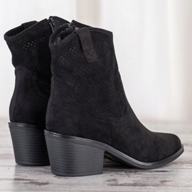 Filippo Svarta cowgirls 1