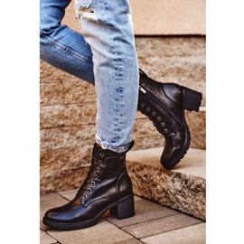 Vinceza Kvinnors stövlar på en häl Svart Fiber Varm 1