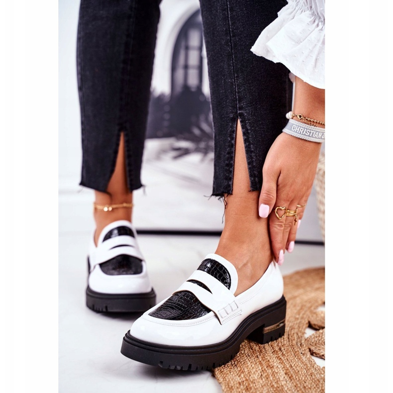 PV3 Dam Brogues Loafers Läder Vit Visconi 3136042 svart 1