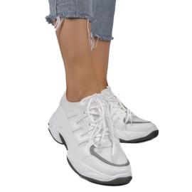 Vita trendiga sportskor BH-001 1