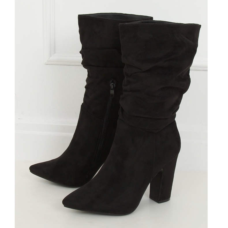 Svarta högklackade stövlar D7510 Svart 1