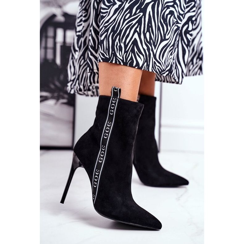 GOE Damskor på högklackig mocka svart GG2N3005 2