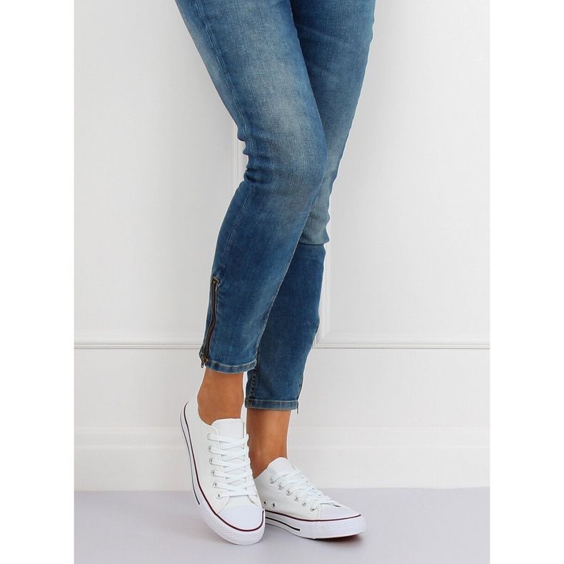 Vita klassiska damskor JD05P VIT / RÖD 1