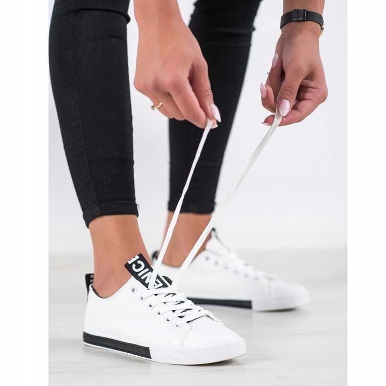 SHELOVET Eco Leather Sneakers vit svart 1