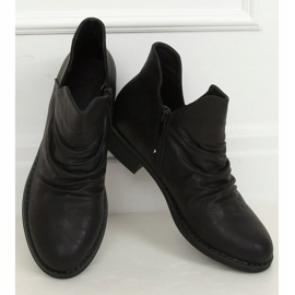 Svarta stövlar med ett utskuret ansikte svart ST-22P Svart 1