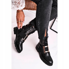 Happy Su Black damstövlar med ett guldspänne svart 1