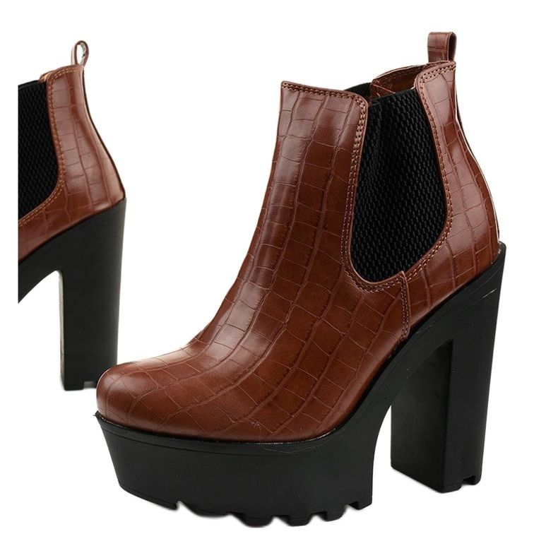 Kamelstövlar på Zellola -stolpen brun 1