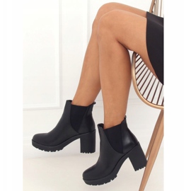 Svarta Chelsea-stövlar, svarta J19-129 Svart 2