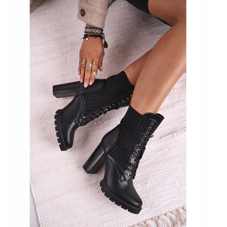 FE1 Kvinnors stövlar på en högklackad svart Erdogan 2