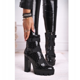 FE1 Damskor på en högklackad svart Hortego 1