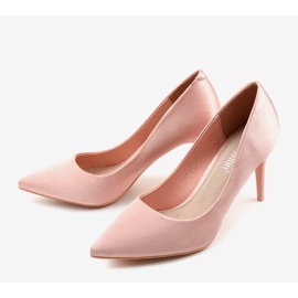 Rosa pumps på en LEI-160 häl 2