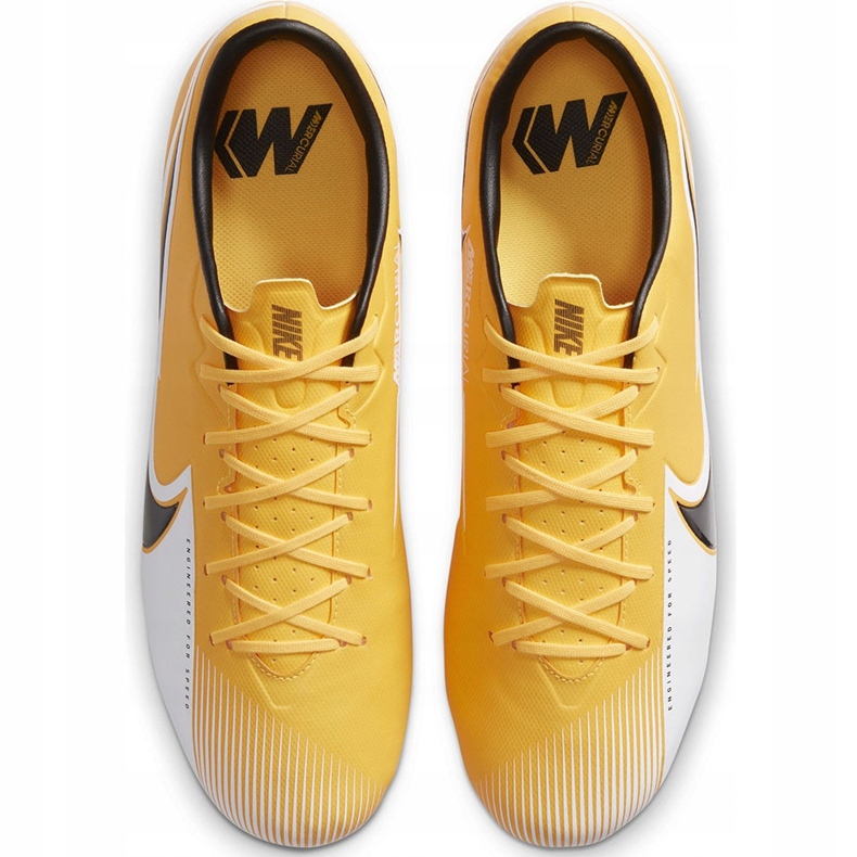 Nike Mercurial Vapor 13 Academy FG / MG AT5269 801 fotbollsskor orange gul 1