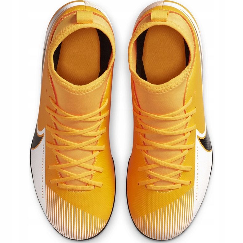 Nike Mercurial Superfly 7 Club FG / MG Junior AT8150 801 fotbollsskor orange gul 1