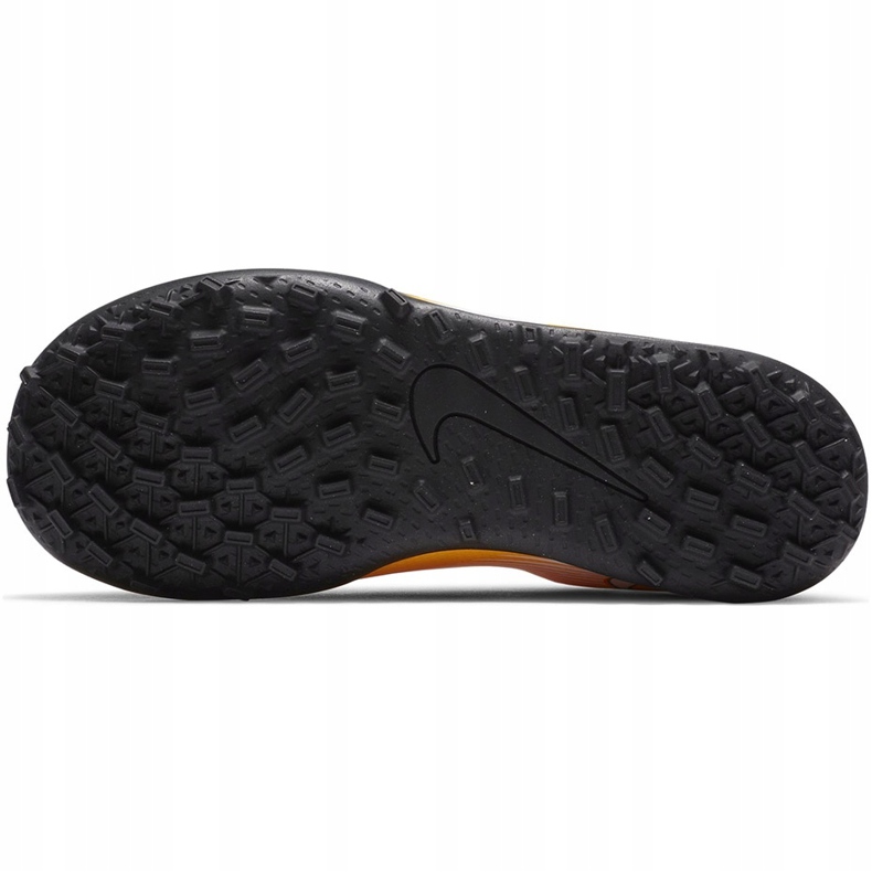 Nike Mercurial Vapor 13 Club Tf PS (V) Junior AT8178 801 fotbollsskor orange, gul gul 1