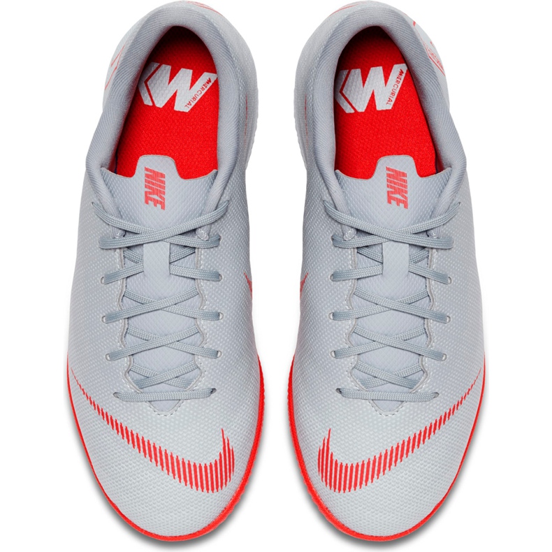 Nike Mercurial Vapor X 12 Academy Ic Jr AJ3101 060 fotbollsskor vit grå 1