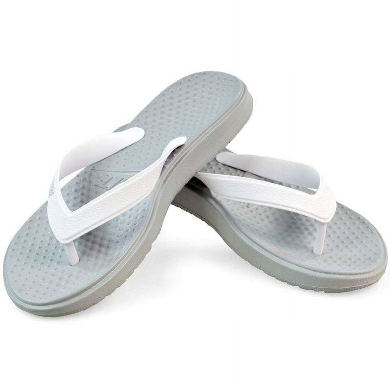 Nike Wmns Solay Thong vita tofflor 882699 003 1
