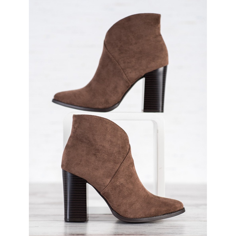 Filippo Snygga stövlar på en stolpe brun 1