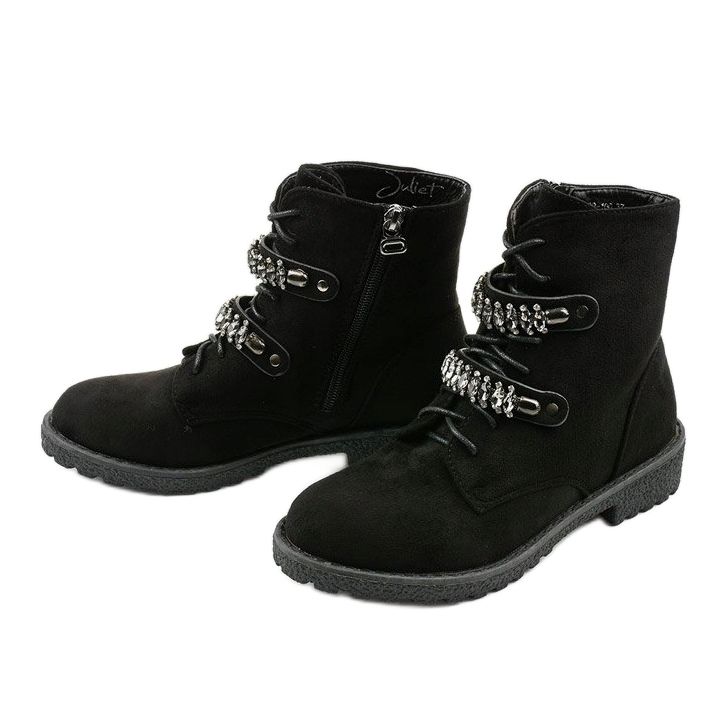 Svarta stövlar med dekorativa Ginoraya -ränder 2