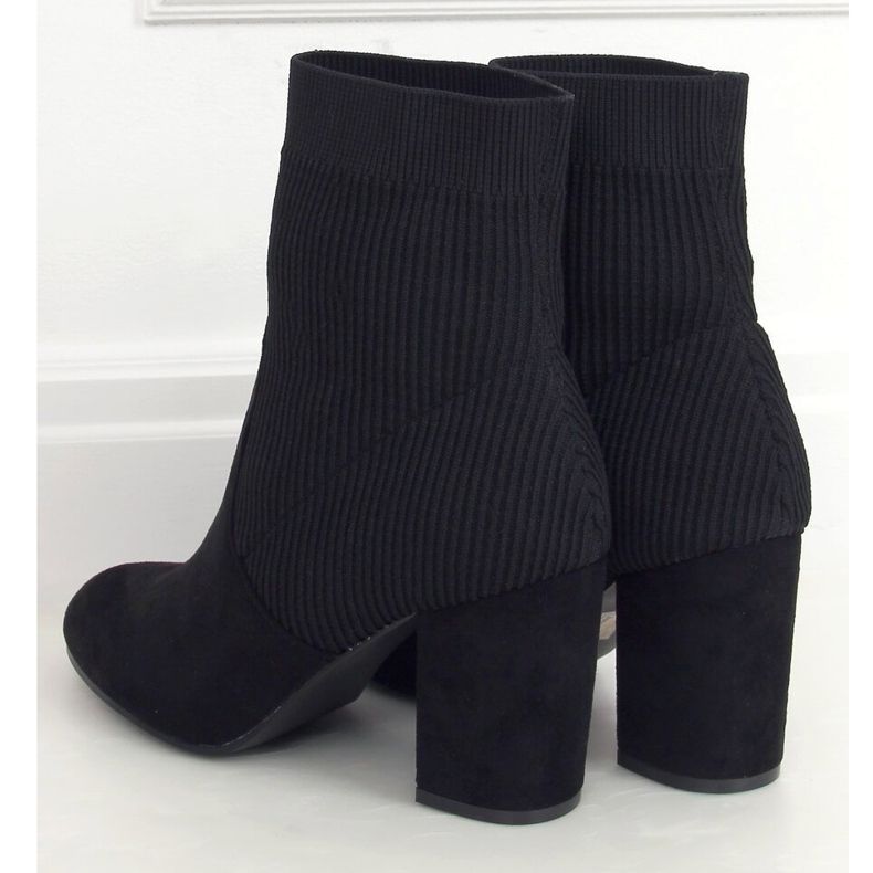 Svart strumpa 7980-GA Svart 1