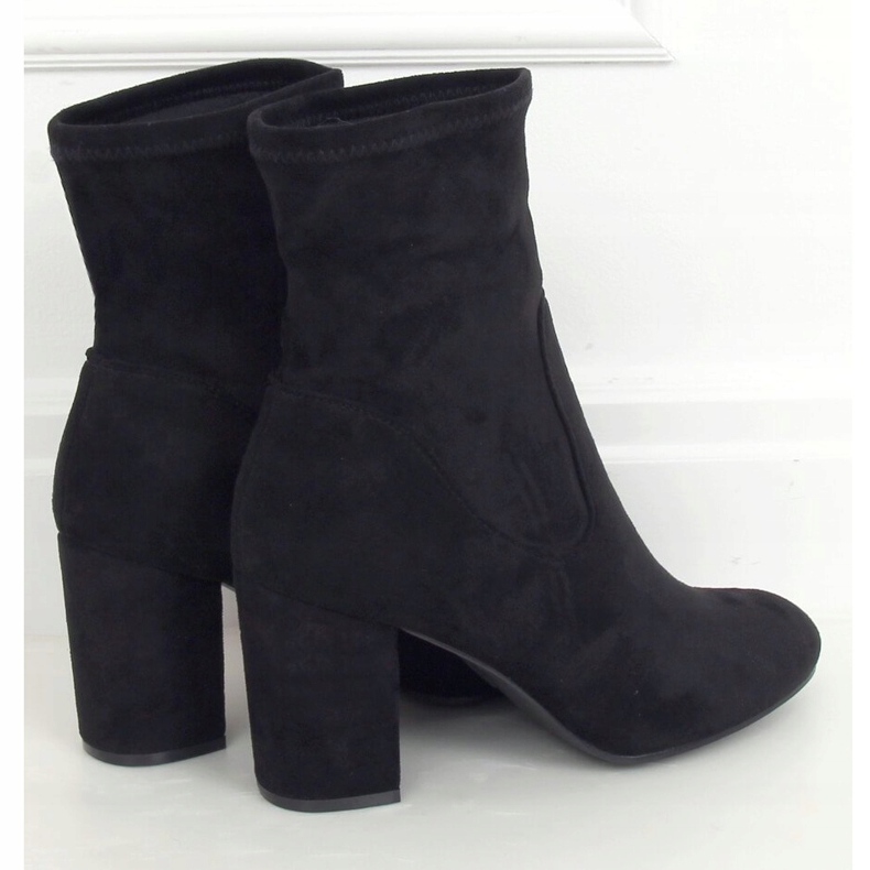 Svarta höga klackar 7675-GA Svart 1