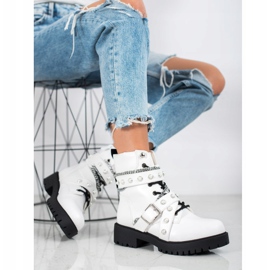 Seastar Arbetare Med Kedjor vit 1