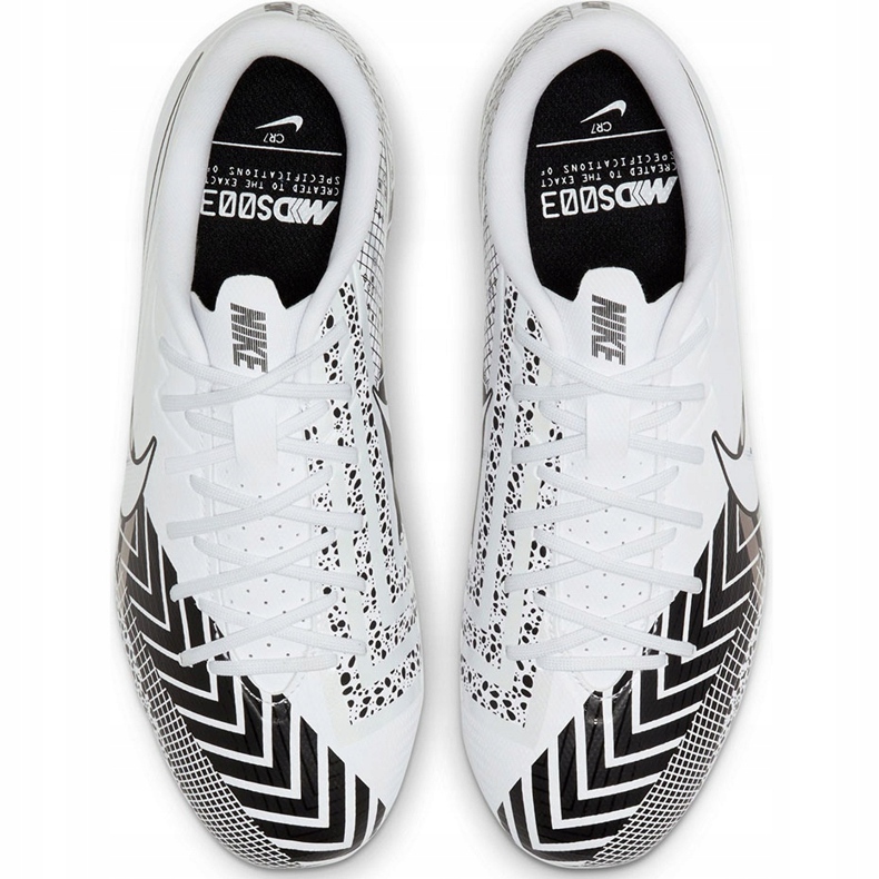 Nike Mercurial Vapor 13 Academy Mds FG / MG Junior CJ0980 110 fotbollsskor vit vit 1
