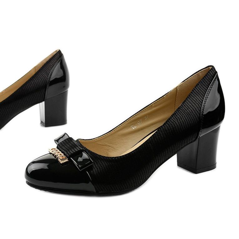 Svarta dampumps för damer på en Greenbane -stolpe 1