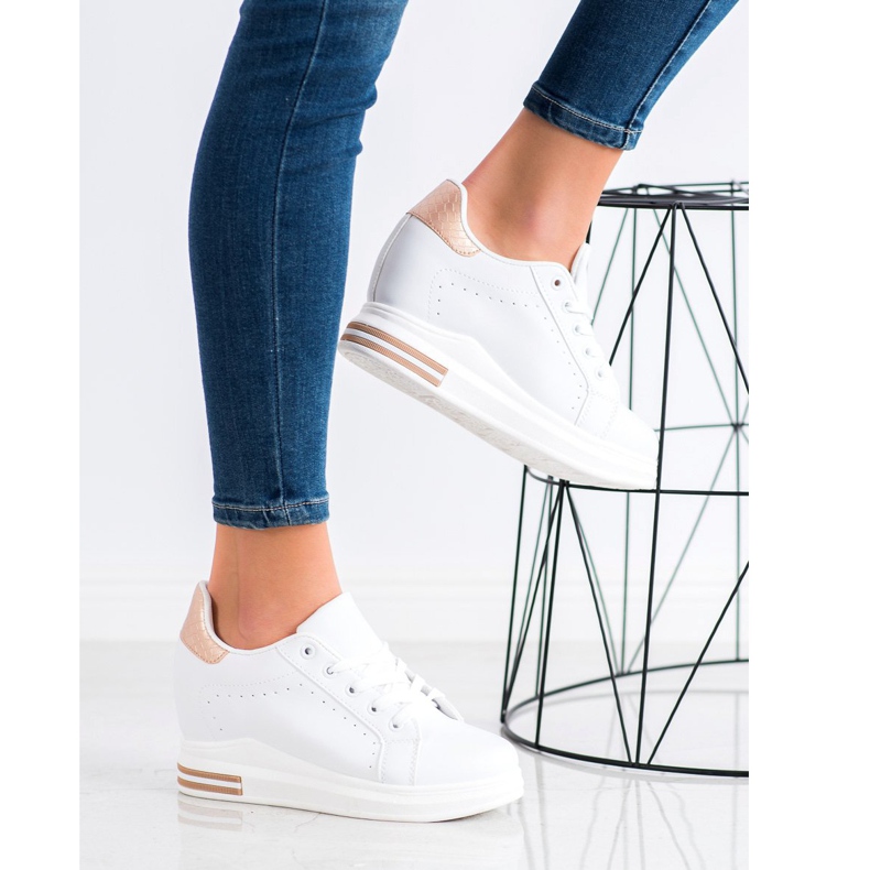 SHELOVET Sportskor på en kil vit gyllene 1