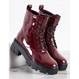 Goodin Lackerade arbetare röd 2