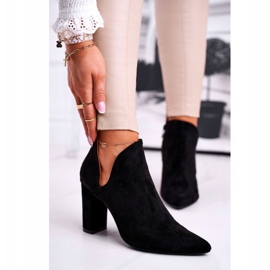 MSMG Kvinnors stövlar på hälklackad svart Voom 1