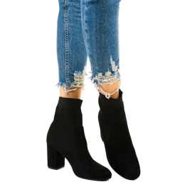 Kvinnors svarta stövlar med Uhrrelle -strumpa 1