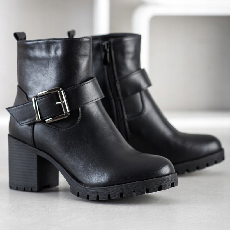 SDS Snygga arbetare på en bar svart 1