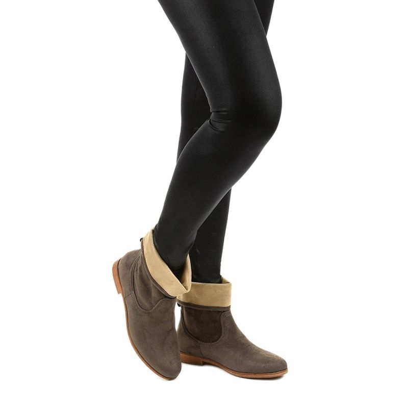 Kaki mocka-liknande Islevine slip-on stövlar grön 1